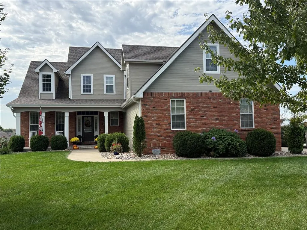 4816 S Lakewood DR, St Joseph, MO 64506