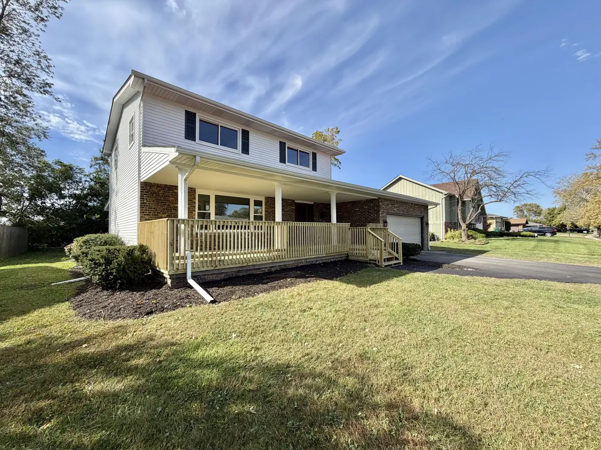 6396 Ellsworth Place, Merrillville, IN 46410