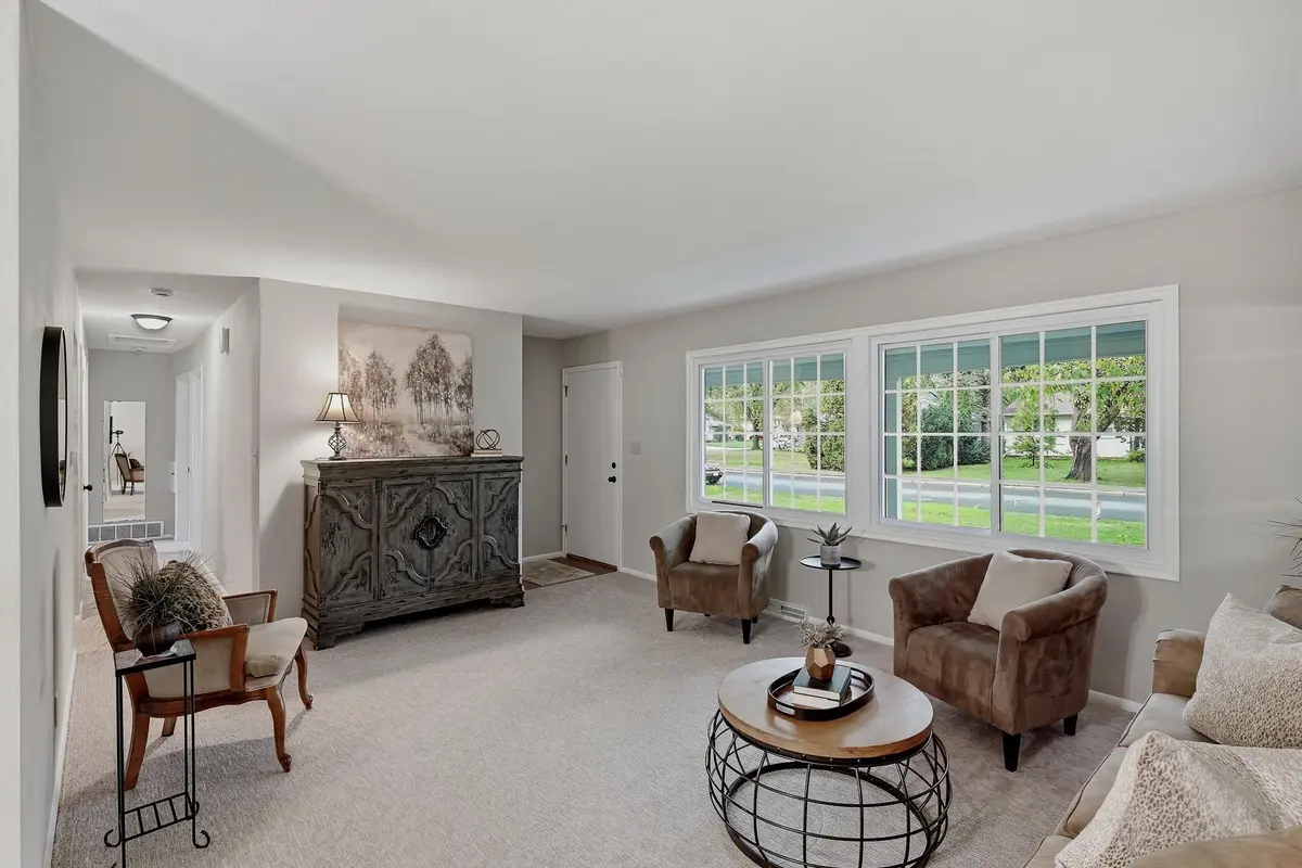 2280 Randy AVE, White Bear Lake, MN 55110