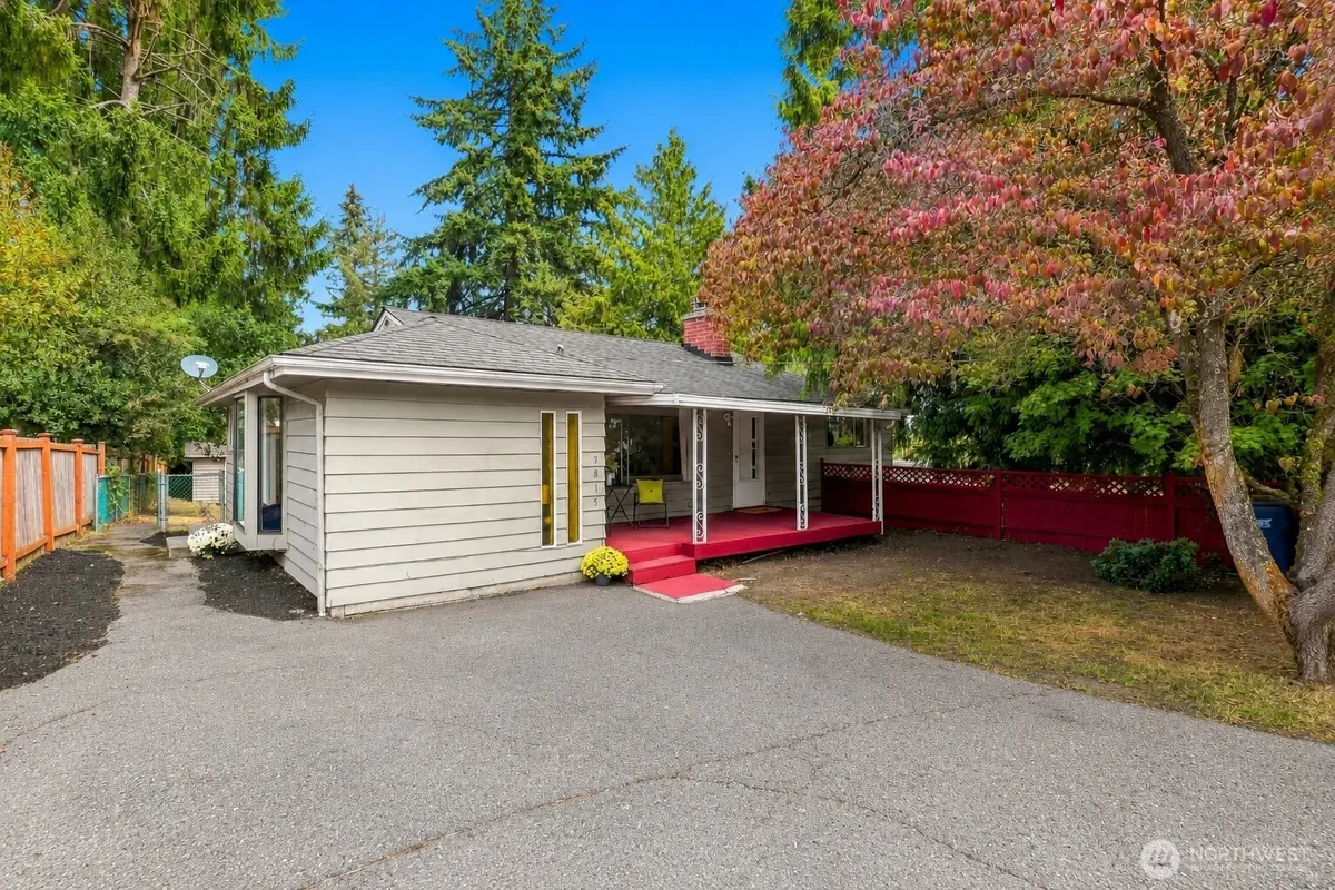7815 227th PL SW, Edmonds, WA 98026