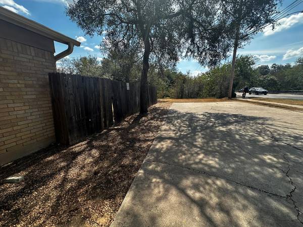 5403 West Gate BLVD #B, Austin, TX 78745