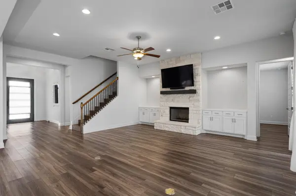 1138 Woodpark LN, Georgetown, TX 78633