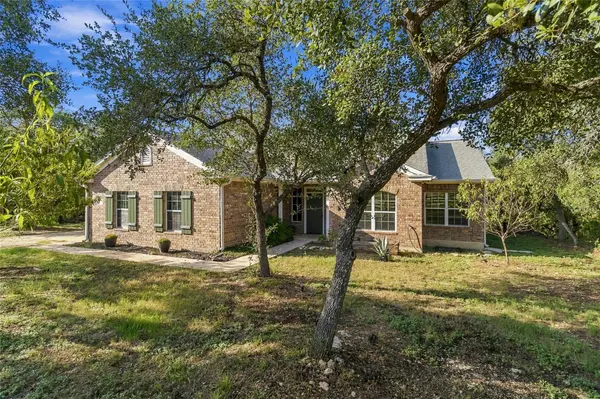 205 Homestead RD, Kyle, TX 78640