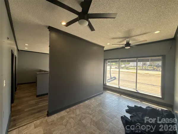 3811 Monroe RD, Charlotte, NC 28205