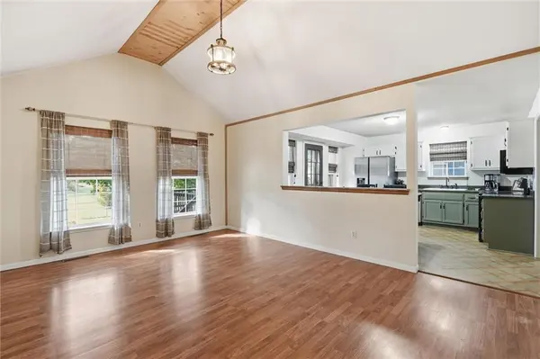1302 Deena ST, Pleasant Hill, MO 64080