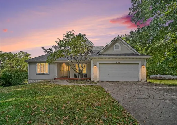 24909 E Blue Mills RD, Independence, MO 64058