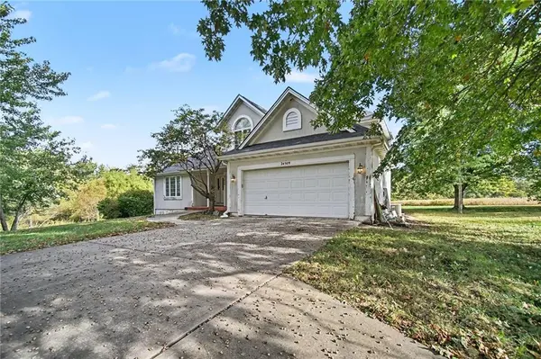 24909 E Blue Mills RD, Independence, MO 64058