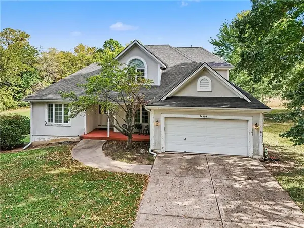 24909 E Blue Mills RD, Independence, MO 64058