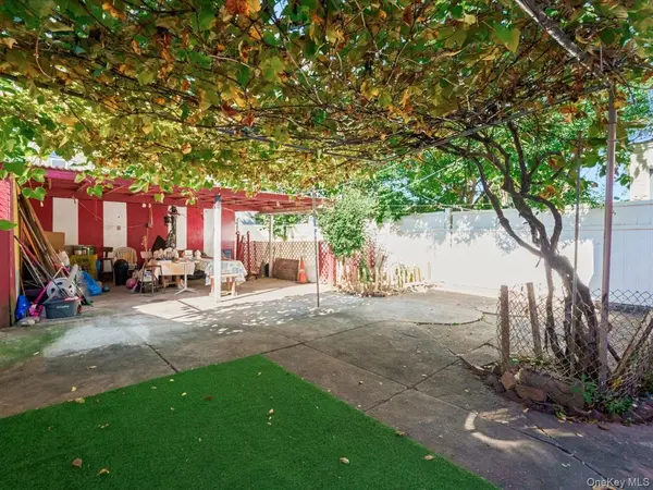 436 Lincoln AVE, Brooklyn, NY 11208