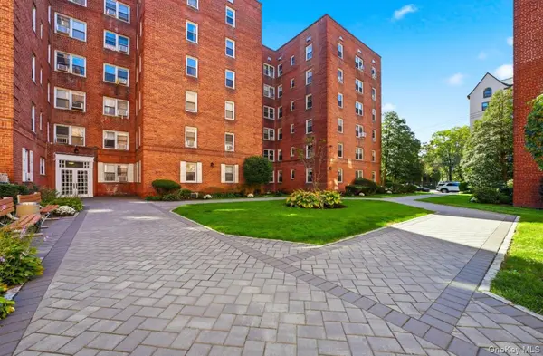 70 Locust Avenue #103B, New Rochelle, NY 10801