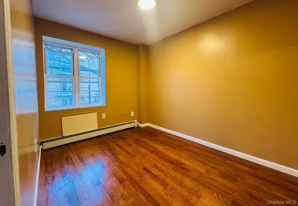 590 E 178th St #Apt 3, Bronx, NY 10457