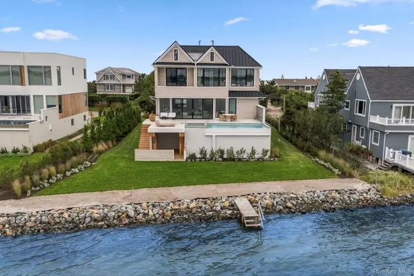 498 Dune RD, Westhampton Beach, NY 11978