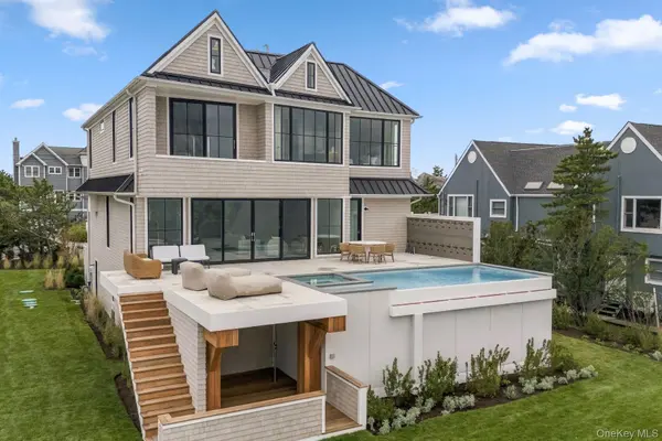 498 Dune RD, Westhampton Beach, NY 11978