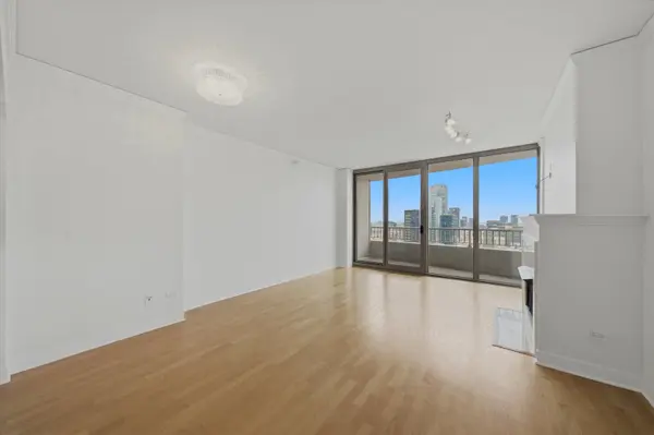 200 N Jefferson ST #2003, Chicago, IL 60661