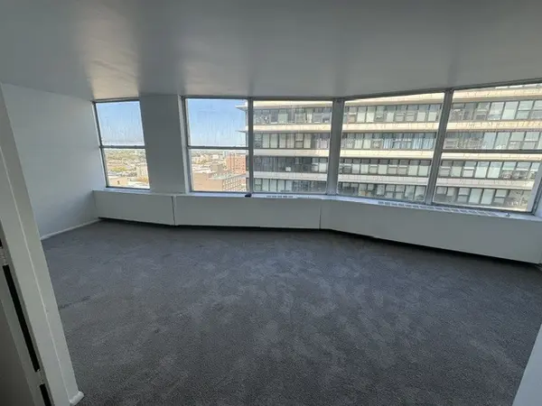 5757 N Sheridan RD #15E, Chicago, IL 60660