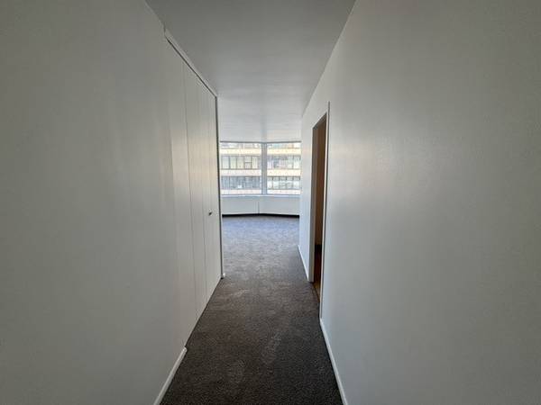 5757 N Sheridan RD #15E, Chicago, IL 60660