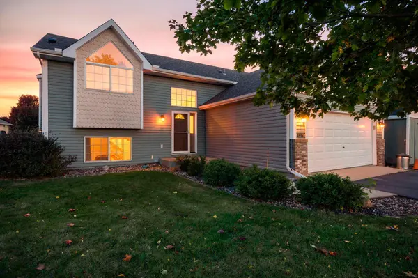 3335 Aaron DR, Elko New Market, MN 55054