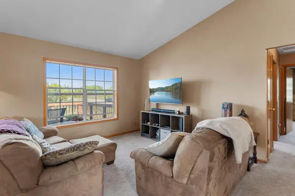 3335 Aaron DR, Elko New Market, MN 55054