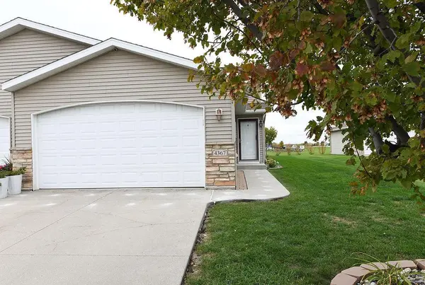 4367 39th AVE S, Fargo, ND 58104