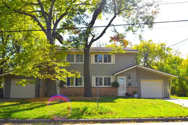 819 & 821 55th AVE N, Brooklyn Center, MN 55430