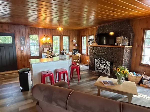 10535 Kimball AVE NW, Annandale, MN 55302