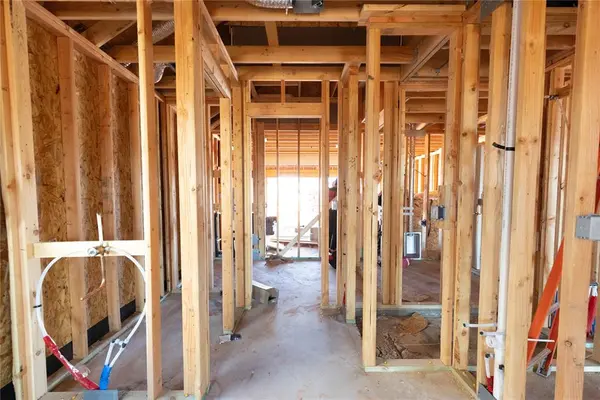 10356 SW 56th ST, Mustang, OK 73064