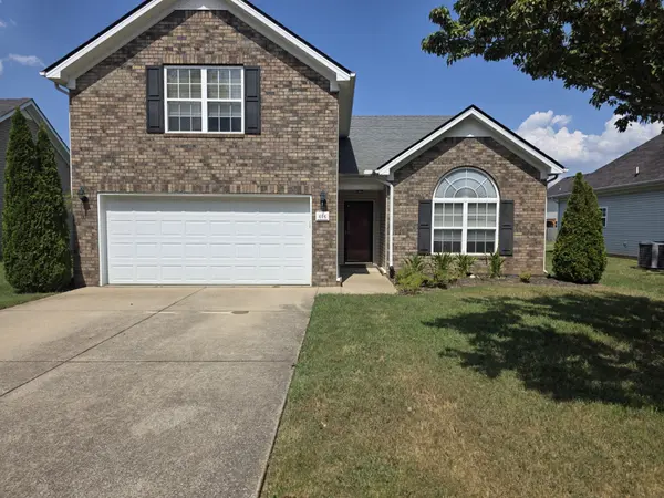 404 Birdstone Dr, Smyrna, TN 37167