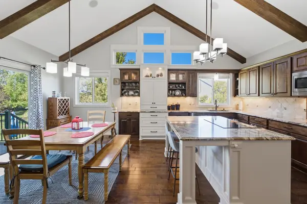 8922 W Westlakes Ct, Wichita, KS 67205