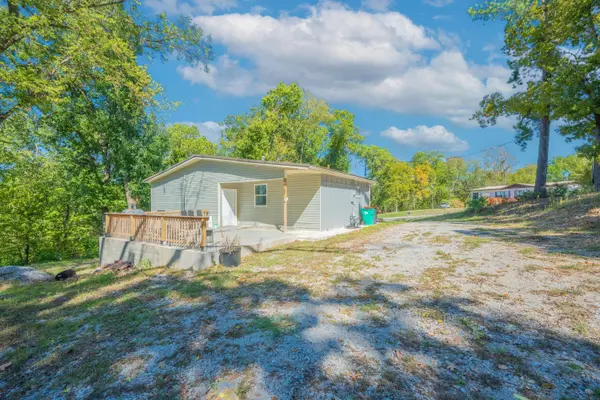 11854 W State Highway 90, Noel, MO 64854