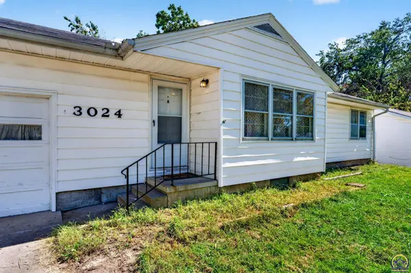 3024 SE Michigan AVE, Topeka, KS 66605