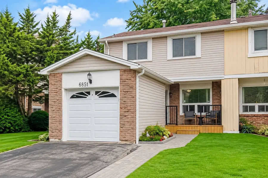 6851 Avila RD, Mississauga, ON L5N 1R9