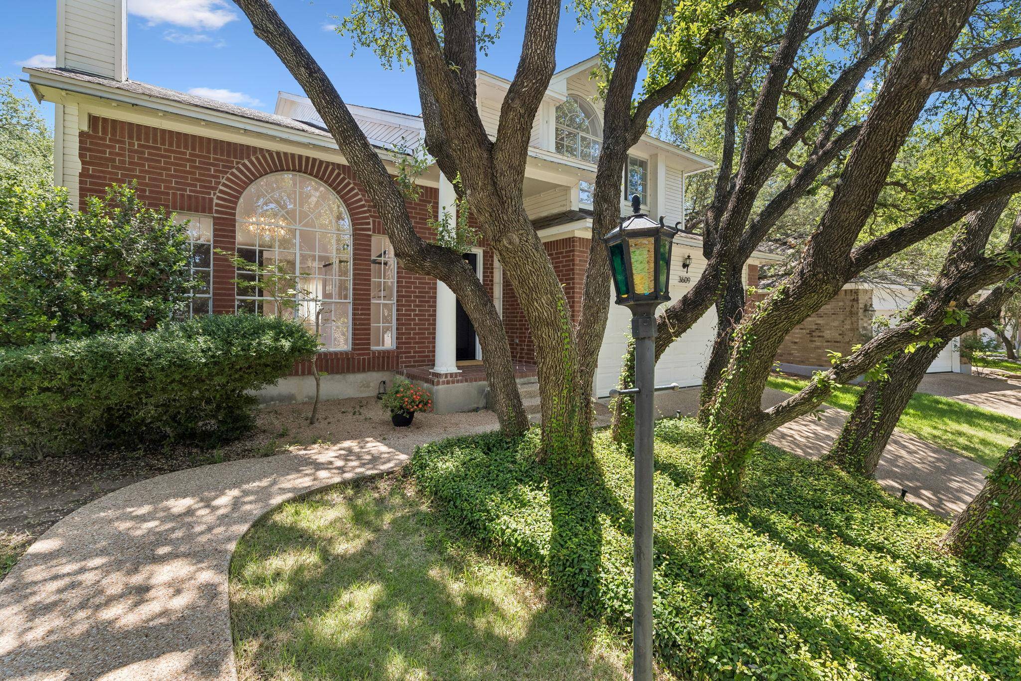 3609 Latimer DR, Austin, TX 78732