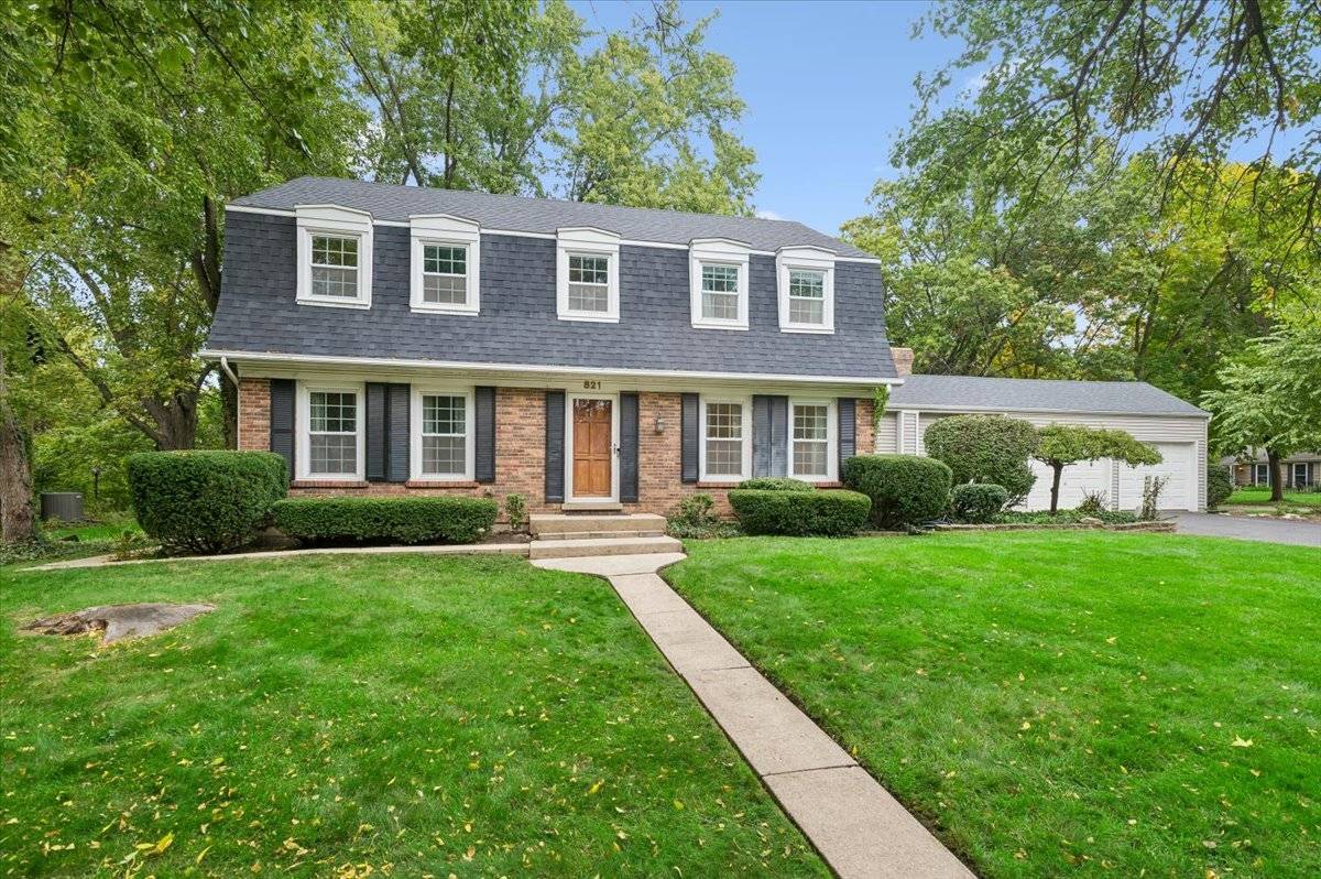 821 Timber Trail DR, Naperville, IL 60565