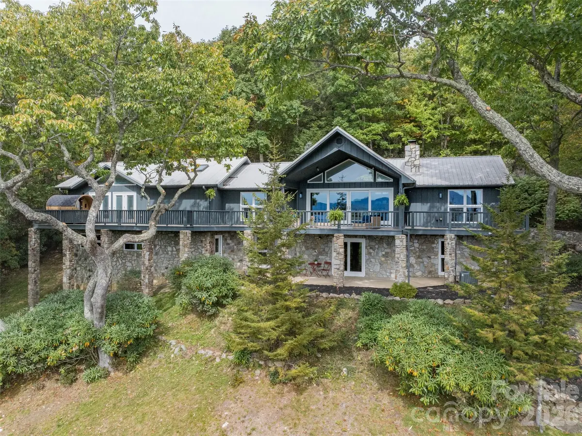 465 Leatherwood RD, Maggie Valley, NC 28751