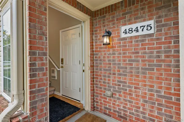 48475 Bridge WAY, Canton Charter Township, MI 48188