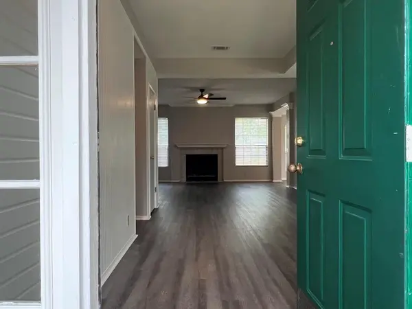 1808 Lion Heart DR, Cedar Park, TX 78613