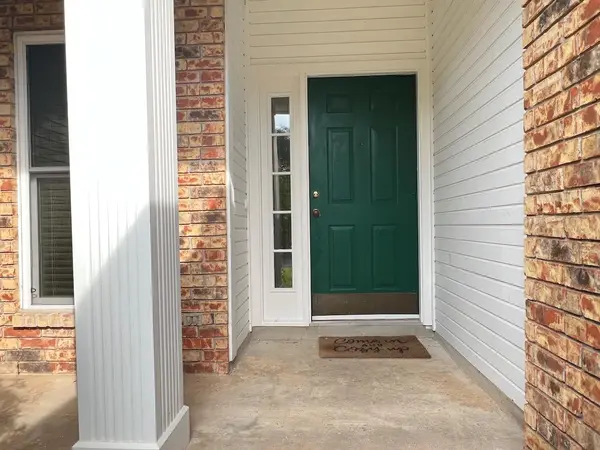 1808 Lion Heart DR, Cedar Park, TX 78613