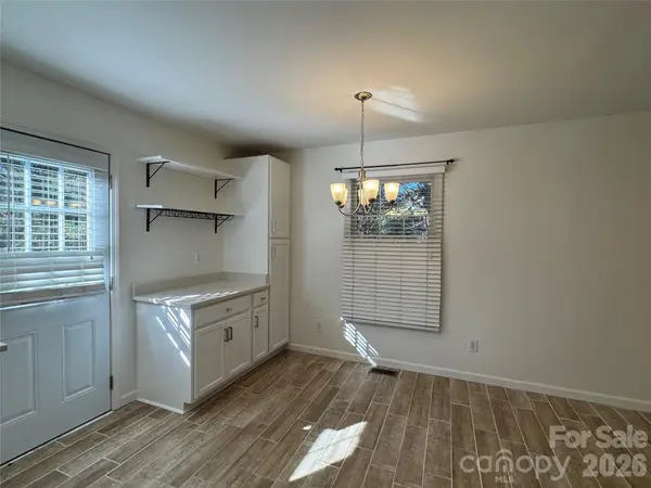 314 E Louisiana AVE, Bessemer City, NC 28016
