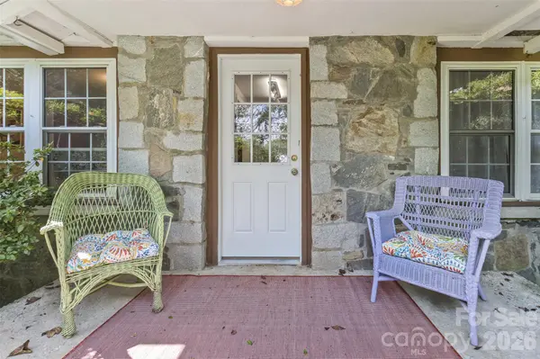 136 Flynn Branch RD, Fletcher, NC 28732