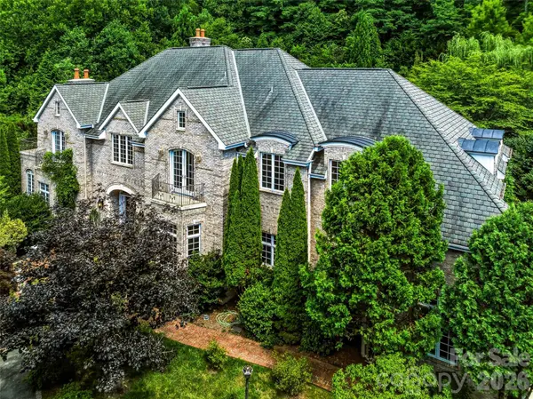 150 Rainbow View DR, Fletcher, NC 28732