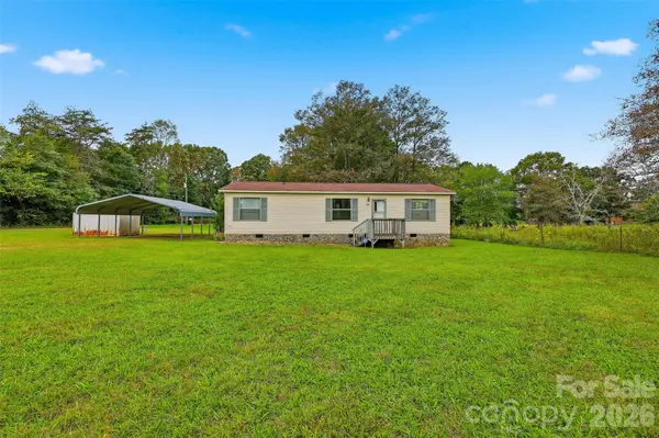 425 E Lackey Farm RD, Stony Point, NC 28678
