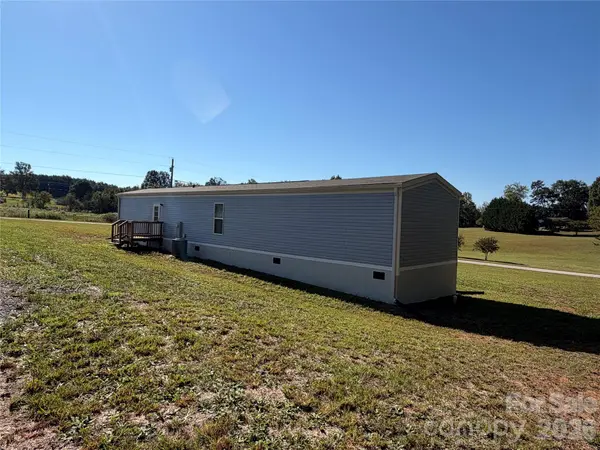 5664 Zion Hill DR, Lawndale, NC 28090