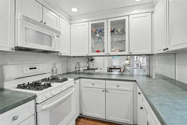 59 S Camp Hill RD, Pomona, NY 10970