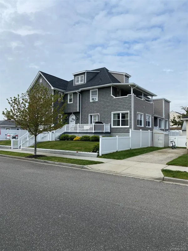 265 E Chester ST #Rear #2, Long Beach, NY 11561
