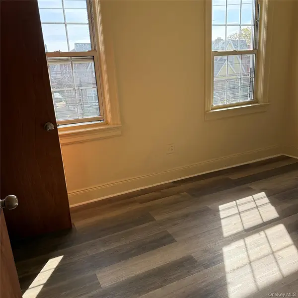 205-25 113th AVE #2, Saint Albans, NY 11412
