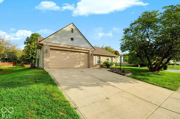 6404 Barberry DR, Avon, IN 46123