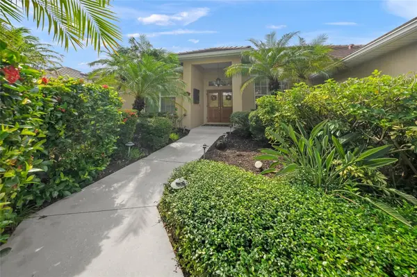 5355 ANTHONY LN, Sarasota, FL 34233