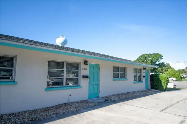6377 GATEWAY AVE, Sarasota, FL 34231