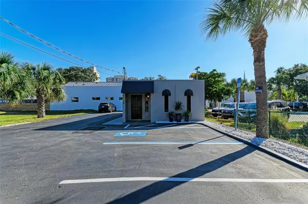 1716 FRUITVILLE RD, Sarasota, FL 34236