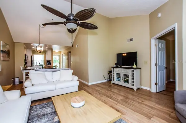 433 CERROMAR LN #541, Venice, FL 34293